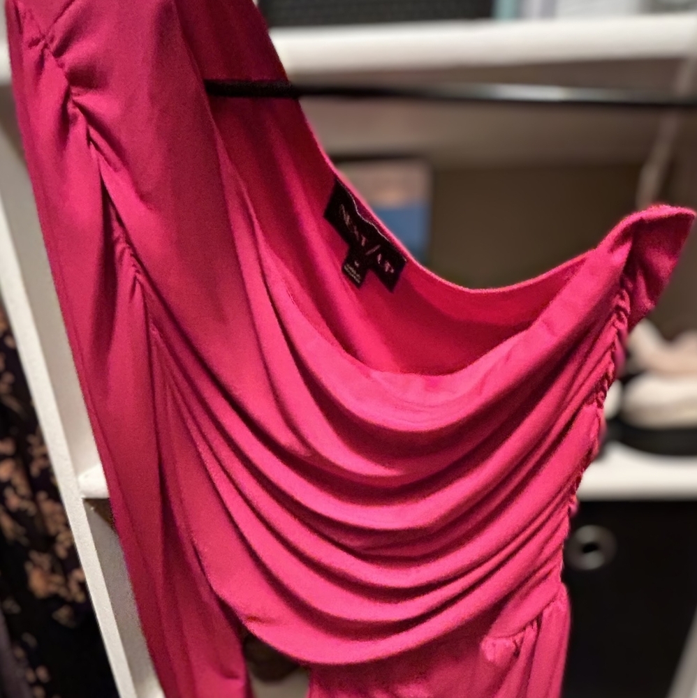 Pink bodycon dress